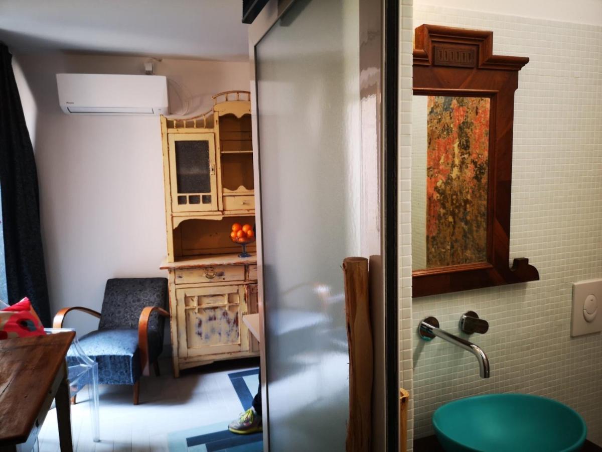 Cres B Studio Apartman Eksteriør bilde